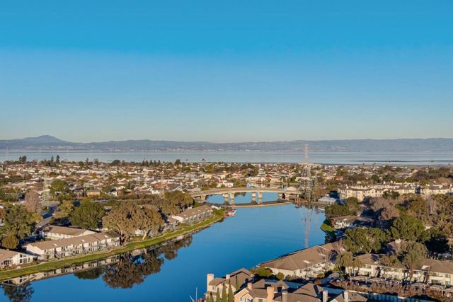 802 Magellan Lane, Foster City, CA 94404