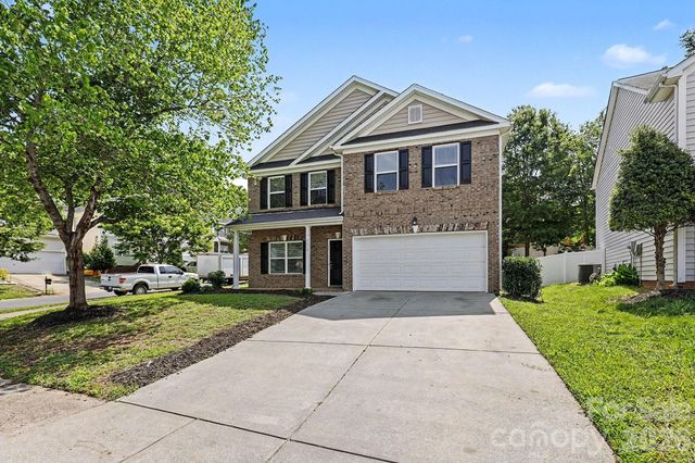 5618 Stowe Derby Drive, Charlotte, NC 28278