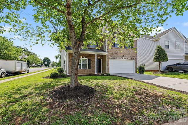 5618 Stowe Derby Drive, Charlotte, NC 28278