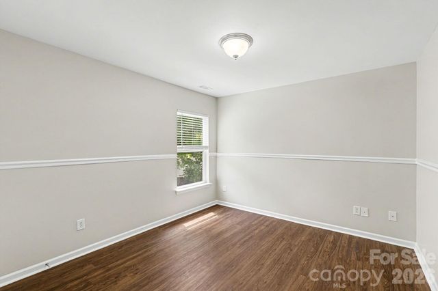 5618 Stowe Derby Drive, Charlotte, NC 28278