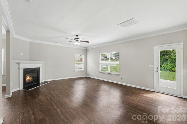 5618 Stowe Derby Drive, Charlotte, NC 28278