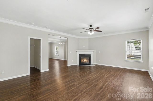 5618 Stowe Derby Drive, Charlotte, NC 28278