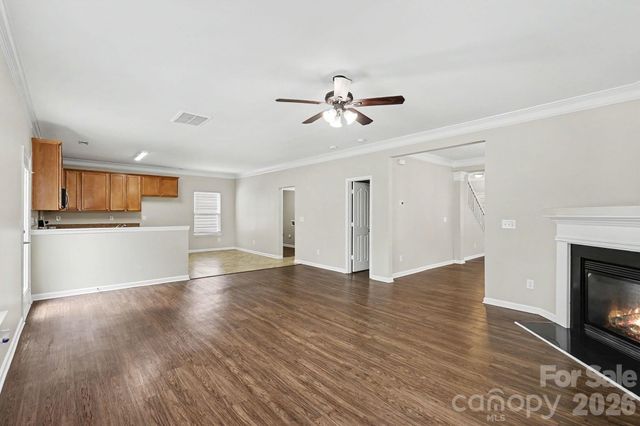 5618 Stowe Derby Drive, Charlotte, NC 28278