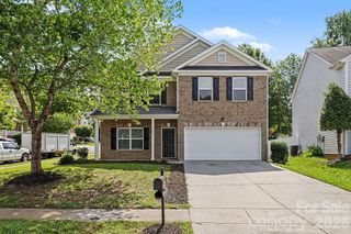 5618 Stowe Derby Drive, Charlotte, NC 28278