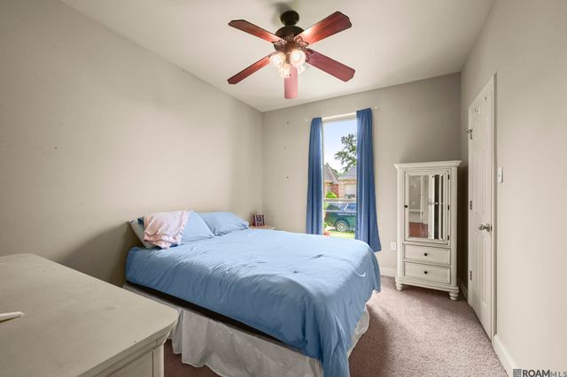 10837 Woodleaf Ave, Baton Rouge, LA 70816