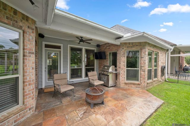 10837 Woodleaf Ave, Baton Rouge, LA 70816