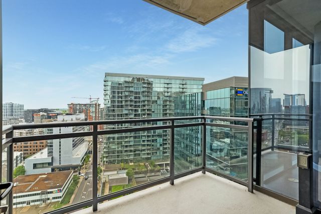 1212 Demonbreun St Apt 1815, Nashville, TN 37203