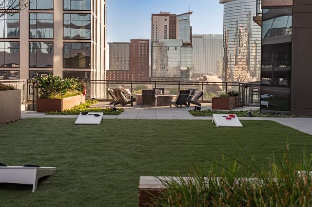 1212 Demonbreun St Apt 1815, Nashville, TN 37203