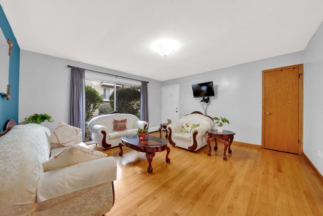 3847 W 47th Street 1E, Chicago, IL 60632