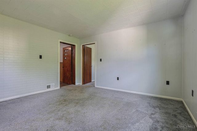 10888 Carolina Trace Road, Harrison Twp, OH 45030