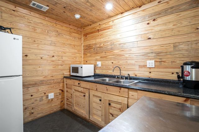 2508 Hwy 69 North Drive, Lufkin, TX 75904