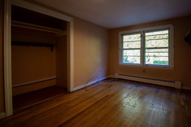 92 Worcester Rd, Webster, MA 01657