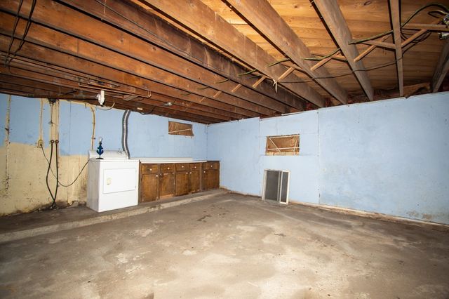 92 Worcester Rd, Webster, MA 01657