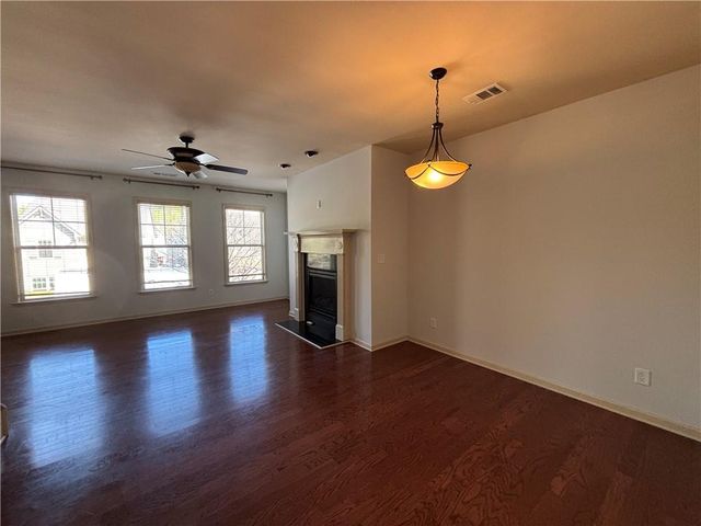 800 Village Field Court, Suwanee, GA 30024