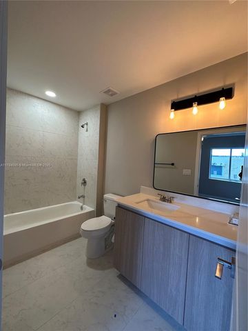 732 NW 2nd Ave, Fort Lauderdale, FL 33311