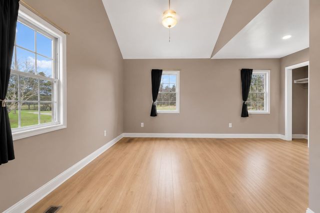 948 Eagle Dr., Loris, SC 29569