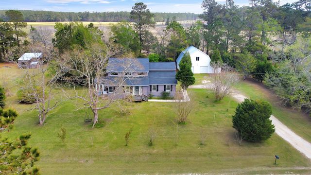 948 Eagle Dr., Loris, SC 29569