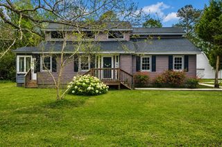948 Eagle Dr., Loris, SC 29569