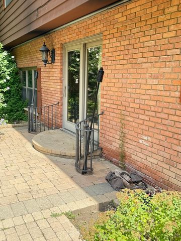 36W251 Oak Hill Drive, West Dundee, IL 60118