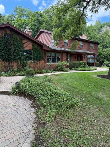 36W251 Oak Hill Drive, West Dundee, IL 60118