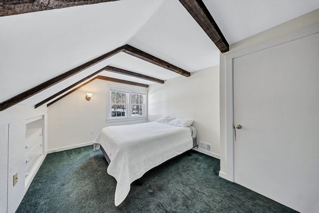 34 Schofield Dr, Franklin, MA 02038