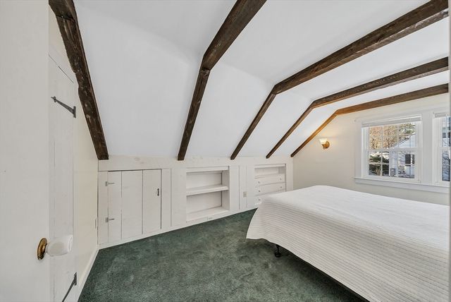 34 Schofield Dr, Franklin, MA 02038