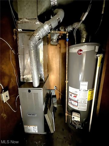 16901 Ridgeton Drive, Cleveland, OH 44128