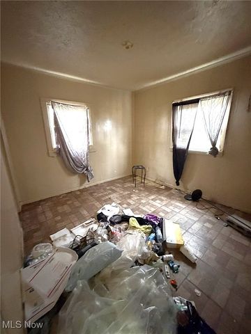 16901 Ridgeton Drive, Cleveland, OH 44128