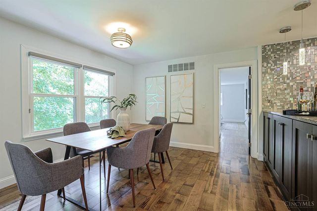 8702 Appleknoll Lane, Sycamore Twp, OH 45236