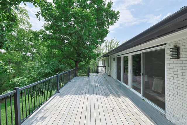 8702 Appleknoll Lane, Sycamore Twp, OH 45236