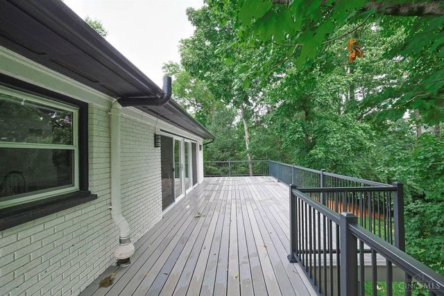8702 Appleknoll Lane, Sycamore Twp, OH 45236