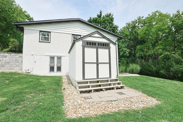 8702 Appleknoll Lane, Sycamore Twp, OH 45236