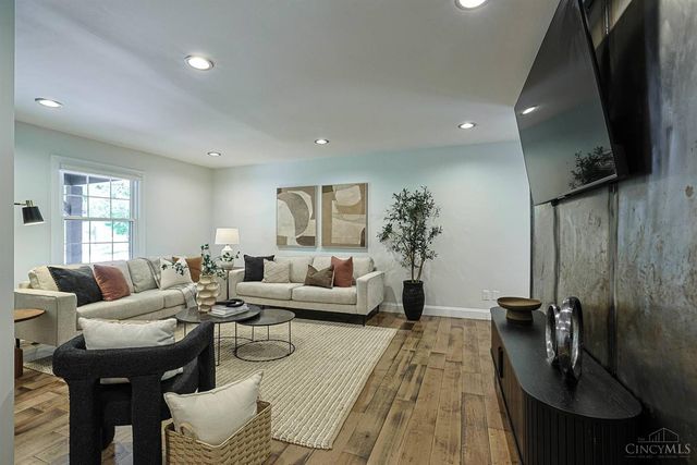 8702 Appleknoll Lane, Sycamore Twp, OH 45236