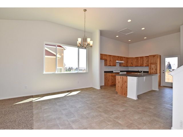 5020 Tangerine St, Johnstown, CO 80534