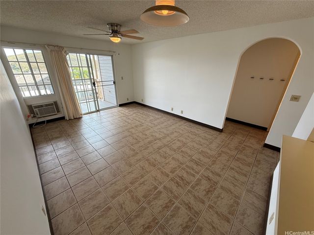 92-1031 Alaa Street 17205, Kapolei, HI 96707