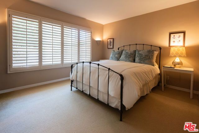 1833 Courtney Avenue, Los Angeles, CA 90046