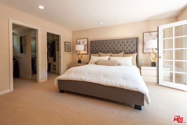 1833 Courtney Avenue, Los Angeles, CA 90046