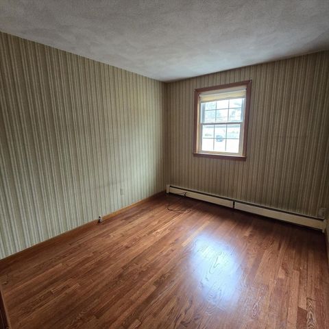 116 Alandale Ave, Brockton, MA 02301