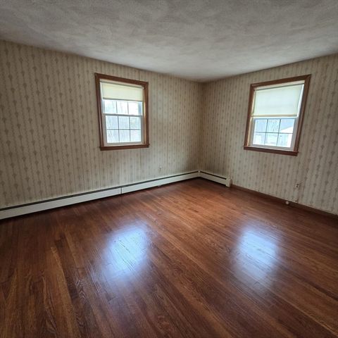 116 Alandale Ave, Brockton, MA 02301