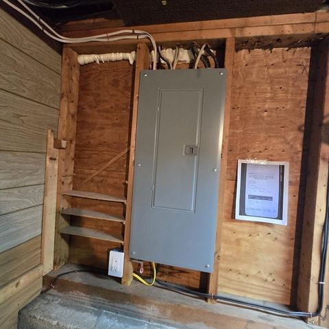 116 Alandale Ave, Brockton, MA 02301