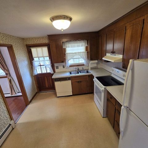 116 Alandale Ave, Brockton, MA 02301