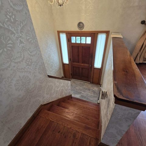 116 Alandale Ave, Brockton, MA 02301