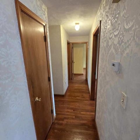 116 Alandale Ave, Brockton, MA 02301