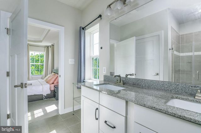 405 POTOMAC VIEW PKWY, Brunswick, MD 21716
