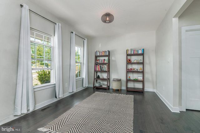 405 POTOMAC VIEW PKWY, Brunswick, MD 21716