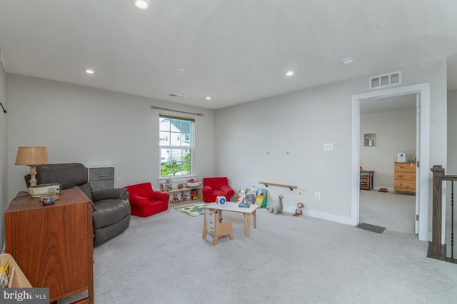 405 POTOMAC VIEW PKWY, Brunswick, MD 21716