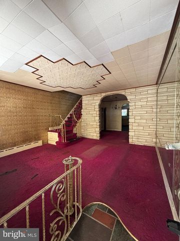 2121 MIFFLIN, Philadelphia, PA 19145