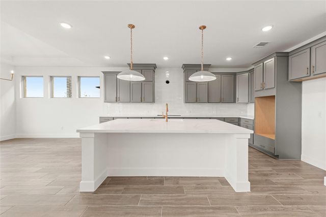 18733 Hepburn Lane, Conroe, TX 77302