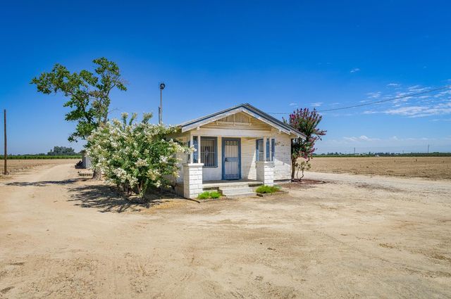 784 E Lincoln Avenue, Fresno, CA 93725