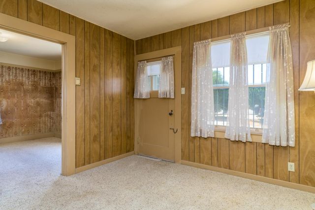 784 E Lincoln Avenue, Fresno, CA 93725